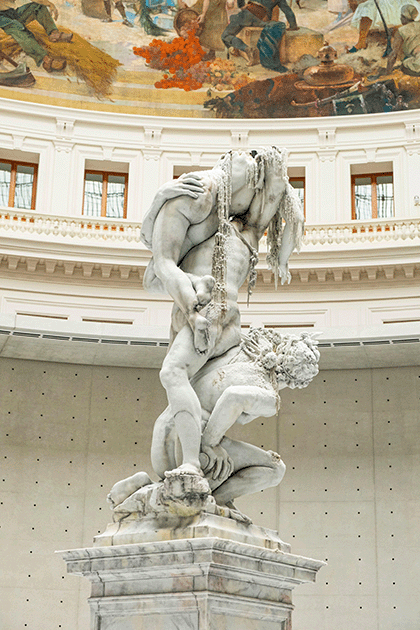 Urs Fischer, Untitled, 2011, Bourse de Commerce - Pinault Collection, Paris. Image: Hemis / Alamy Stock Photo, Artwork: © Urs Fischer 